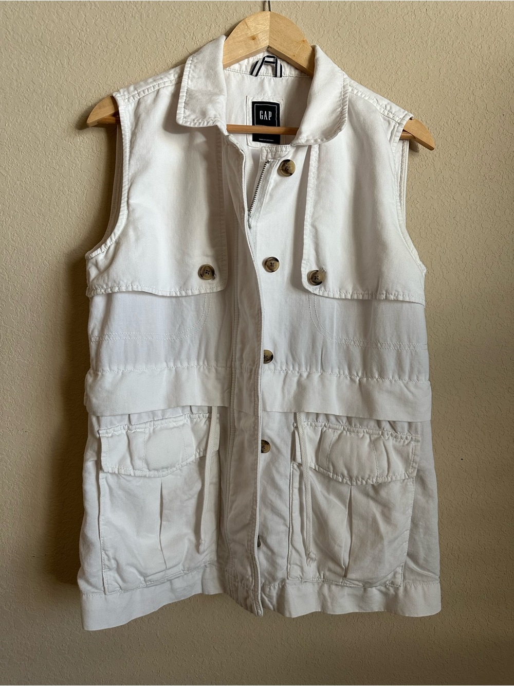 GAP women White Utility Trench Vest with Front Pockets Size M